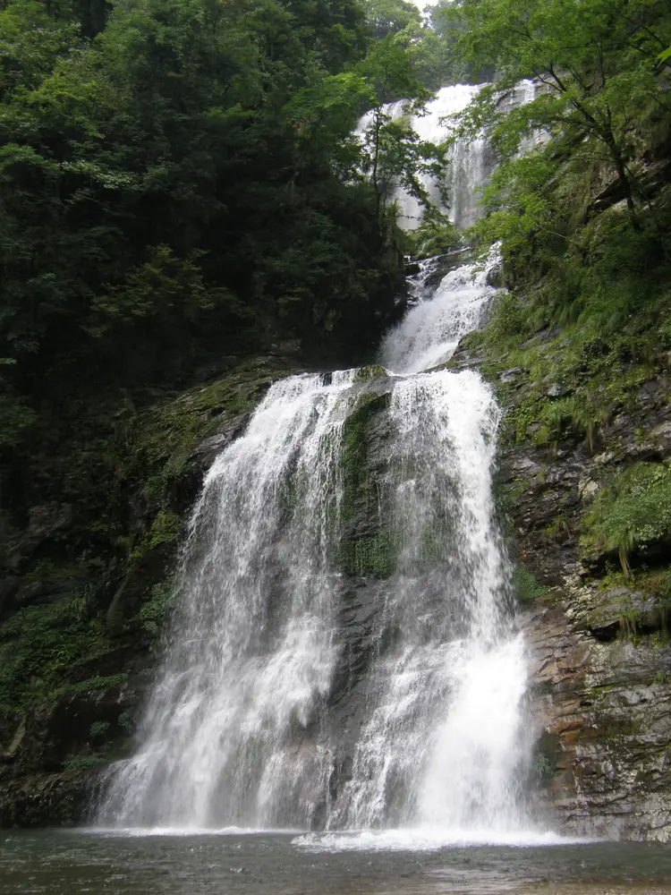 雷山县