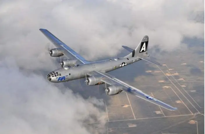 B-29轰炸机